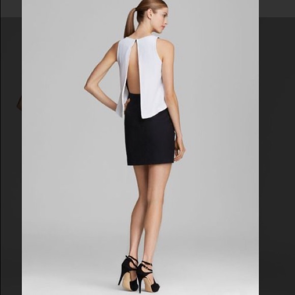 Tibi Dresses & Skirts - ❤️Tibi mini dress with tank top overlay, beaded ❤️